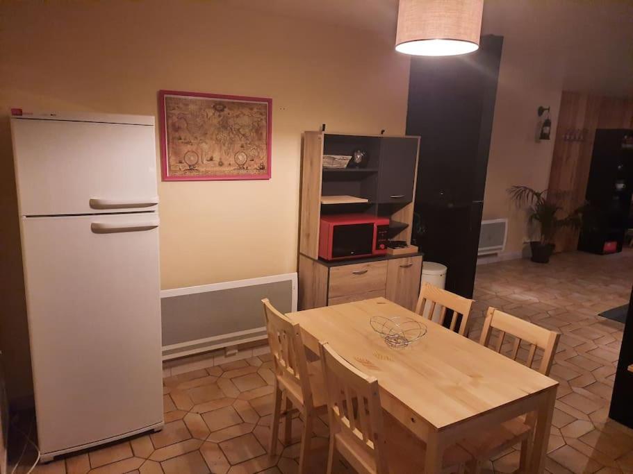 Appartement Tout Confort , Centre Loudenvielle Eksteriør billede